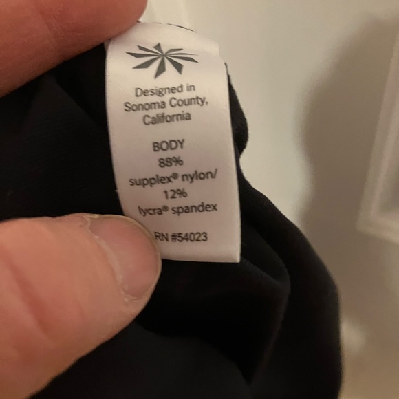 Black MID RISE cropped knickers - Picture 6 of 7